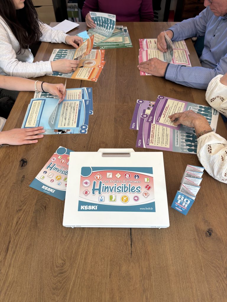 kit de sensibilisation aux handicaps invisibles : Atelier Les Hinvisibles