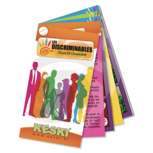 jeu de carte en éventail avec une visse pour tenir les 50 cartes pour prévenir les discriminations